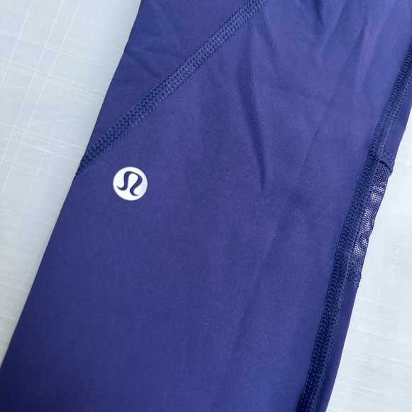 Lululemon Leggings Womens Size 4 Mesh In Motion Crop Yoga Workout Luxetreme - Picture 3 of 7